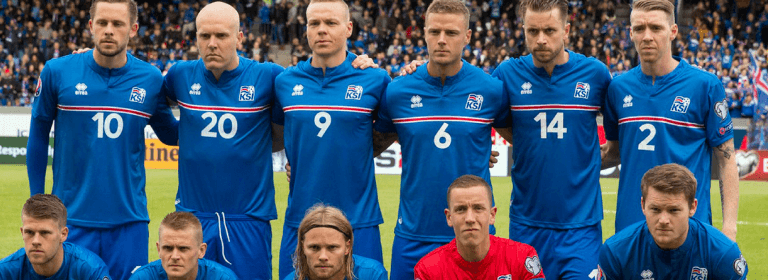 Island – s navijačima u pab, a onda jednom dušom na teren